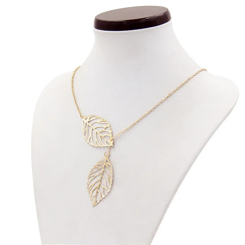 Punk Chic Leaf Pendant Necklace - Trendy Minimalist Jewelry for Women, Perfect Gift for Summer!